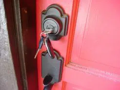 Seattle Doors & Locksmith Seattle, WA 206-408-8173 - Rekey-Locks-Residential